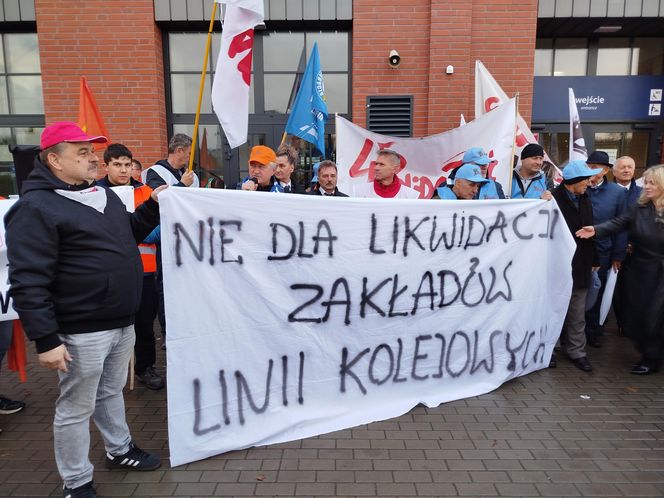 Siedleccy radni poparli kolejarzy z ZLK