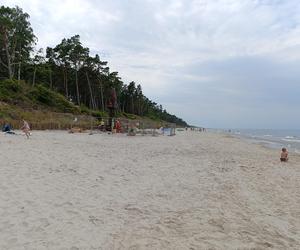 Badanie geologiczne na plaży w Lubiatowie. Budowa elektrowni jądrowej w gminie Choczewo