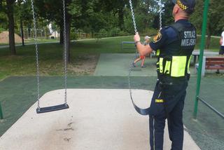 Straż miejska kontroluje okolice szkół