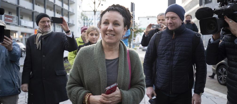 Olga Tokarczuk dostanie tort jak medal Nobla