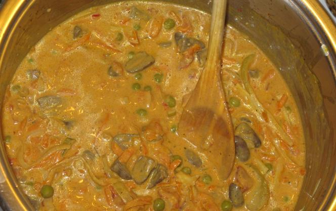 KROK IV - Przygotowanie curry z podrobów