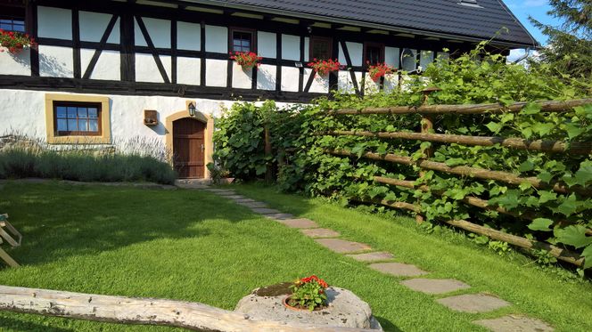 Remont domu szachulcowego w Płóczkach Górnych (Dolny Śląsk)