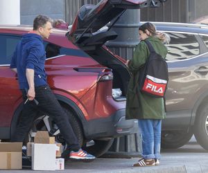 Damięcki i Schejbal wiją wspólne gniazdko? Noszą ciężkie kartony