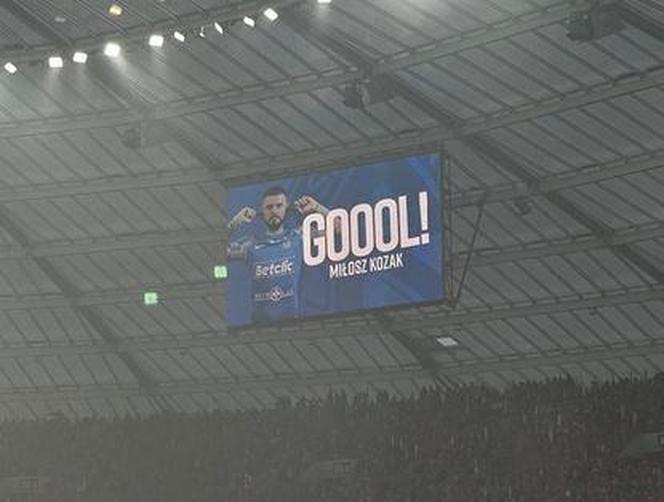 Mecz Ruchu Chorzów z Widzewem Łódź na Stadionie Śląskim ZDJĘCIA