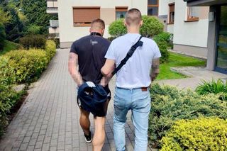 Ponad kilogram narkotyków w mieszkaniu w centrum Bydgoszczy. Policjantów wpuściła partnerka 23-latka