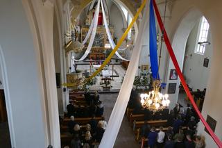 Zginęłaś, jak ścięty kwiat. Pogrzeb Oliwii zamordowanej w domu dziecka