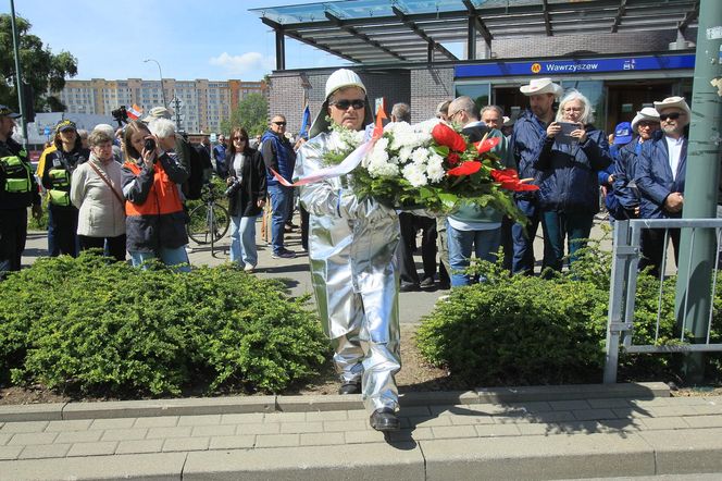 Warszawa pielęgnuje tradycję hutniczą. Kolorowa parada przeszła ulicami miasta