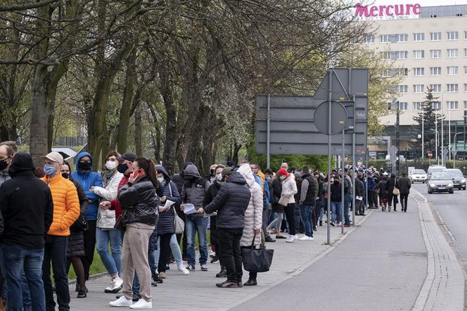 Nie 600, a 994 osoby zaszczepiły się w Toruniu