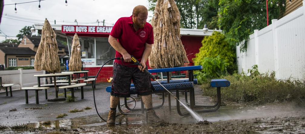 New Jersey sprząta po huraganie