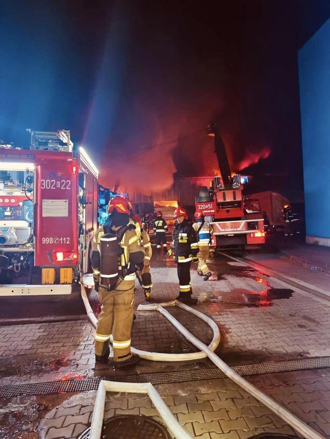 Wielki pożar w Krakowie. 1000 hulajnóg elektrycznych poszło z dymem