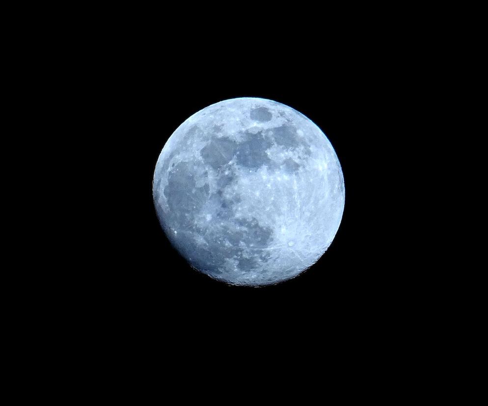Pełnia Księżyca w listopadzie 2022 - kiedy będzie? Następna TAKA pełnia w 2025