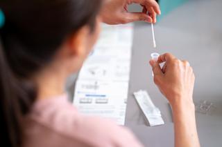 Szybki test wykrywający Omikron. Wynik w ciągu 30 minut
