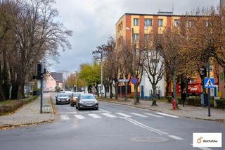 Bełchatów: Droga w ścisłym centrum idzie do remontu. Gdzie wejdą drogowcy?