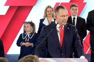 Karol Nawrocki z rodziną. Jego córka skradła show na wieczorze wyborczym