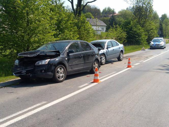 Wypadek w powiecie jasielskim: Pięć osób w szpitalu, w tym dwoje dzieci