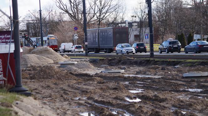 Trwa budowa mostów nad Brdą w Bydgoszczy. Sprawdzamy, jak przebiegają prace