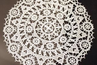 Pamiątki z Chorwacji - co kupić? Lokalne produkty, które warto przywieźć z wakacji. Czy sklepy są otwarte w niedzielę?