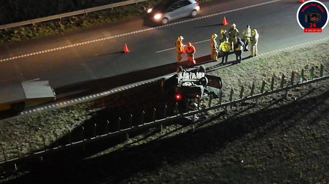 Dachowanie na S8. Jedna osoba trafiła do szpitala
