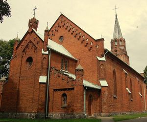 5. Gmina Lutocin - mediana wynagrodzeń miesięcznych brutto (marzec 2025): 5616 zł