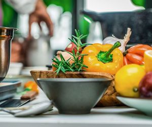 Anna Mucha, Anna Strażyńska