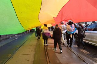 Tęczowy Piątek 2025 nadchodzi. Kraków zachęca szkoły do wsparcia młodzieży LGBT+ w placówkach