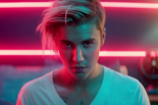 Justin Bieber - płyta The Best. Jakie piosenki znalazły się na krążku? [TRACKLISTA]