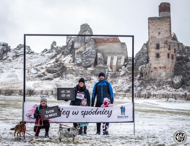 Bieg w spódnicach i sukienkach na Jurze