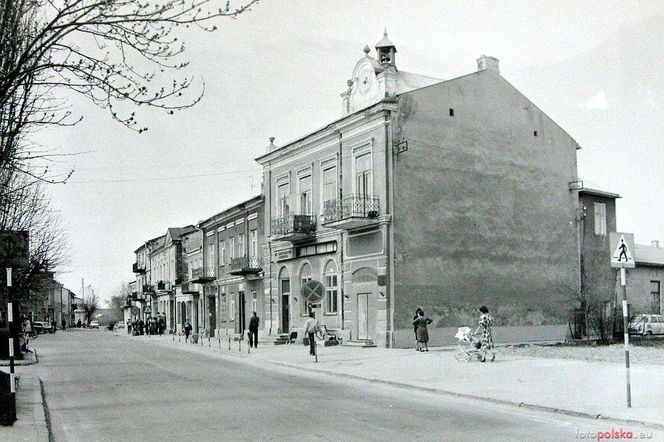 Okolice tego miasta niedaleko Lublina zamieszkiwane były już w czasach prehistorycznych. Jak rozwijała się Bychawa na przestrzeni wieków? Archiwalne zdjęcia z XX wieku