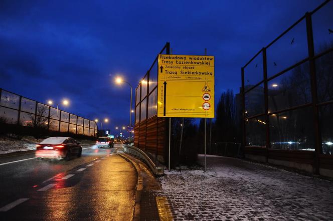 Remont Trasy Łazienkowskiej. Paraliż komunikacyjny i korki w Warszawie