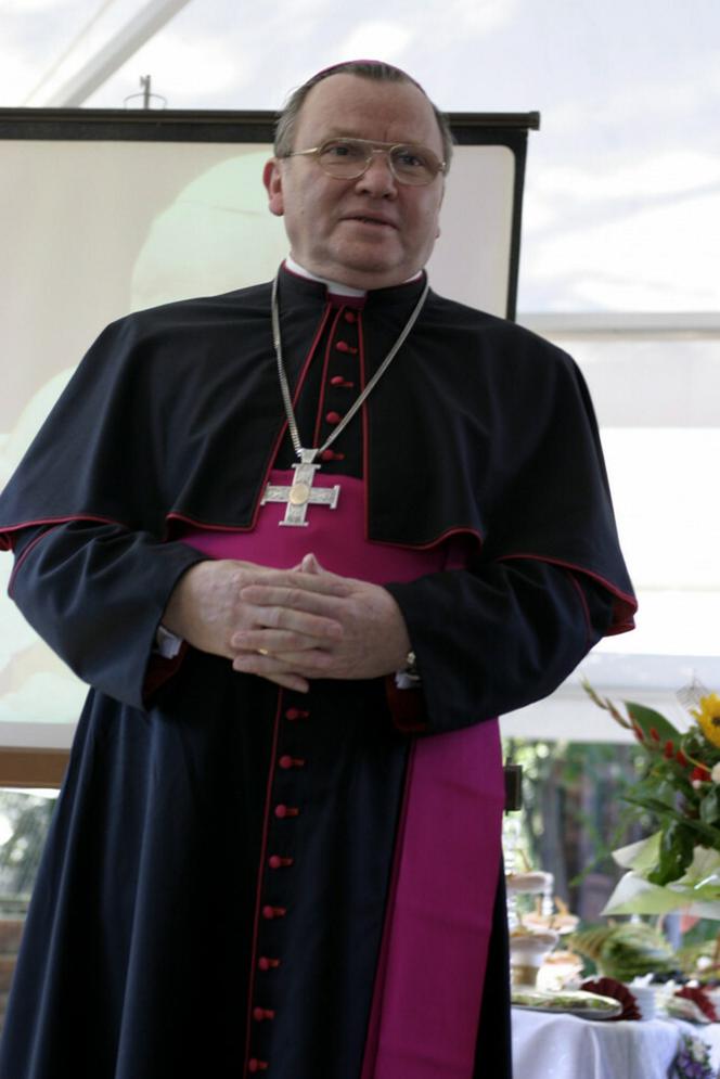 abp. Marian Gołębiewski