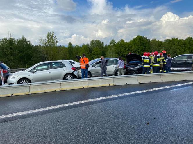 GIGANTYCZNY korek na A4! Karambol na granicy Katowic i Mysłowic!