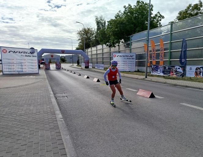 Zawody o Puchar Polski na nartorolkach Marwe Cup 2025 zostały zainaugurowane w Siedlcach