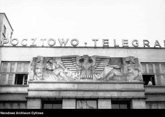 Urząd pocztowo-telegraficzny w Gdyni