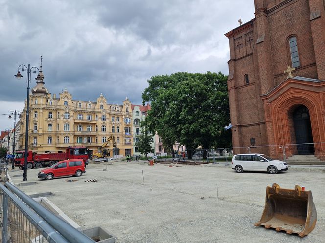 Tak przebiega rewitalizacja Placu Wolności w Bydgoszczy. Zaglądamy na plac budowy