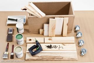 Drewniana skrzynia na kółkach DIY. Krok po kroku - zdjęcia