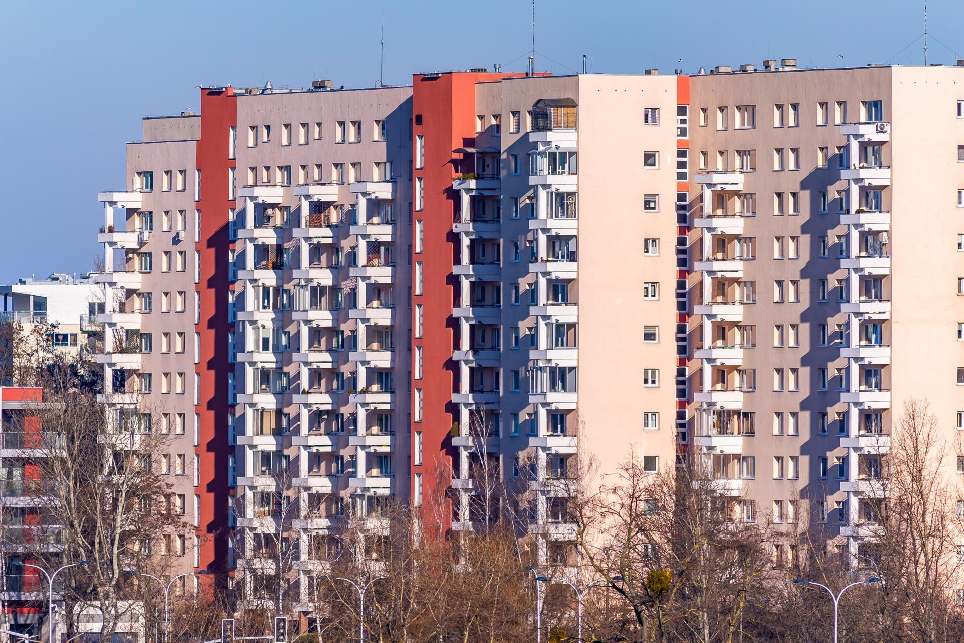 Warszawskie bloki z PRL - zdjęcia. Znasz je wszystkie?