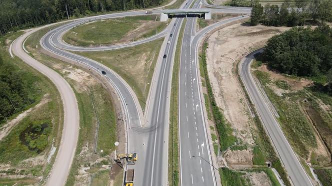 S16 Borki Wielkie Mrągowo jest przedłużeniem dwujezdniowej trasy pomiędzy Biskupcem a Borkami