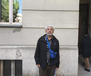 „Marzę, żeby się ogrzać przed śmiercią”. Mieszkańcy kamienicy w centrum Warszawy żyją bez centralnego ogrzewania