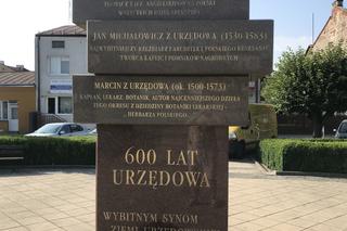 Urzędów w lecie