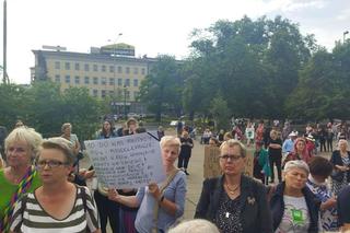 Protesty Ani Jednej Więcej! po śmierci Doroty.  Kobiety wyszły na ulice w całej Polsce  