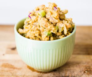 Wegańska pasta z tuńczyka - genialna sałatka z ciecierzycy