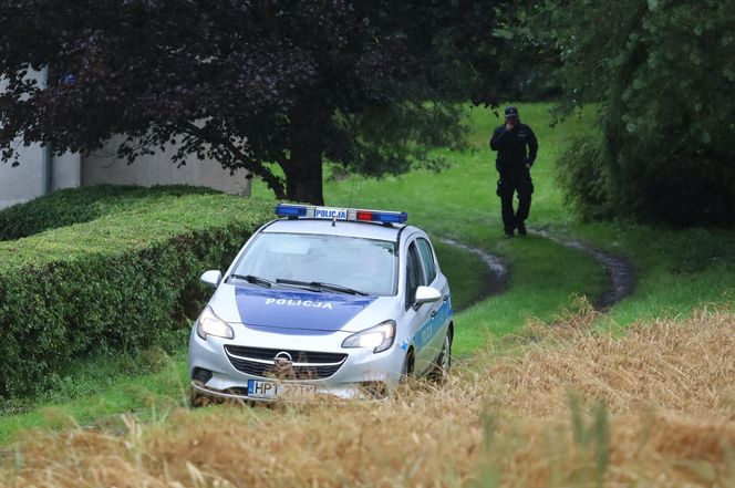 Koszmar w Janikach Wielkich. Syn zamordował rodziców