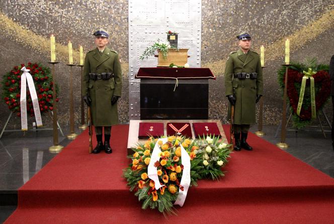 Pogrzeb Stanisława Mikulskiego. Ostatnia droga Hansa Klossa
