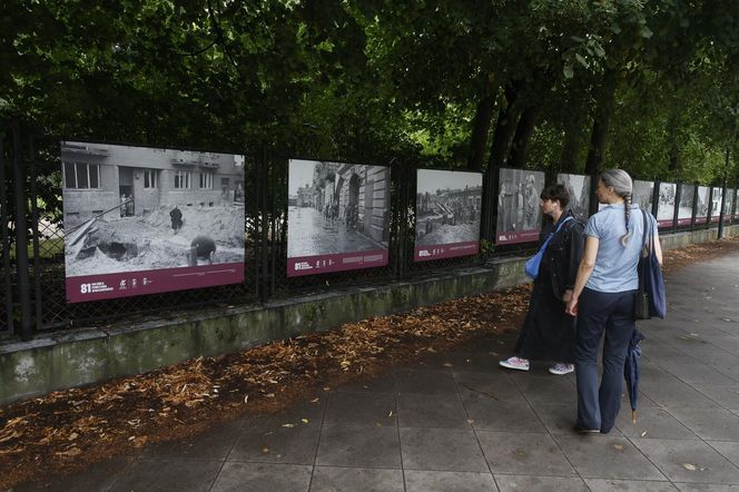 Powstanie Warszawskie w kadrze Stefana "Starby" Bałuka. Cichociemny szedł z aparatem do Powstania