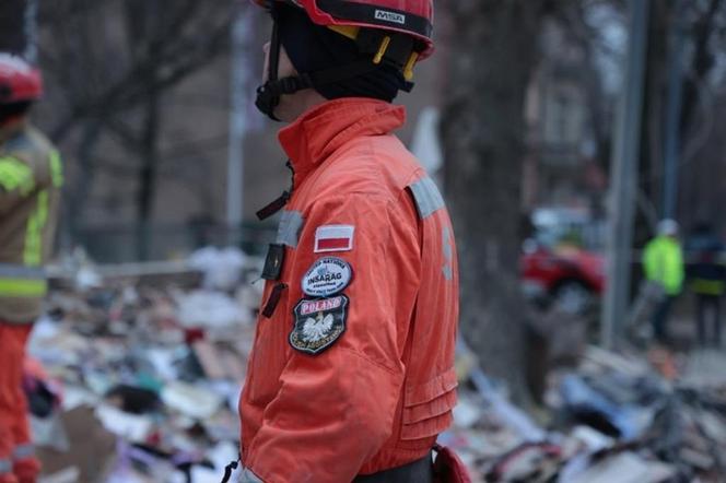  Polacy ratują ludzi po trzęsieniu ziemi w Turcji 