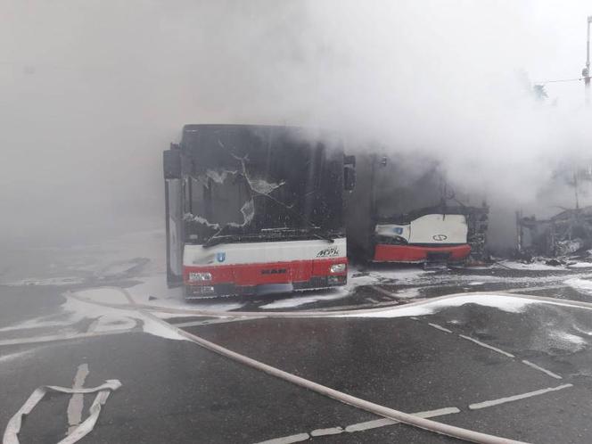 Nowy Sącz. Znowu pożar w miejskim autobusie! W środku byli pasażerowie