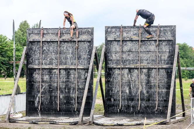 Runmageddon w Katowicach 2025. Błoto, pot i triumf na Hałdzie Kostuchna