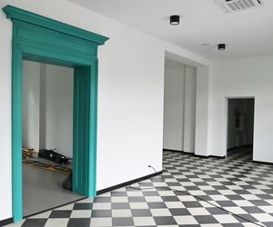 Dworzec w Leśnej po remoncie