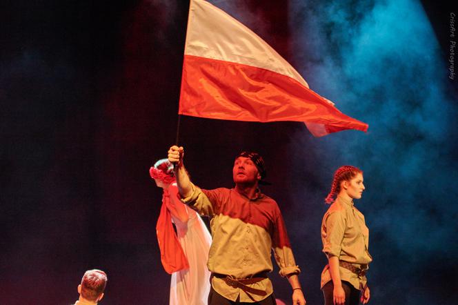 Taneczna lekcja historii w Teatrze Muzycznym. Spektakl UDS