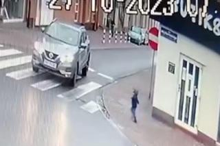 Kierowca Nissana przejechał po 2-letnim chłopcu i odjechał! 
